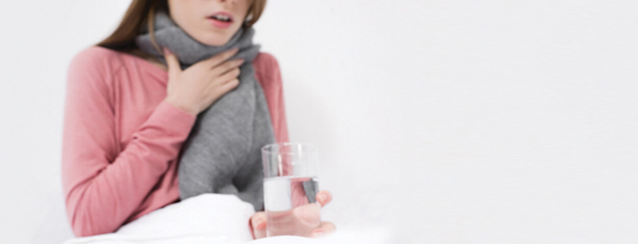 Как правильно лечить горло