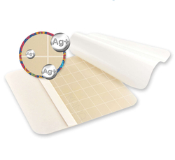 Повязка с серебром гидроколлоидная АкваКолл Аг+ (В=1мм) 15х15 см